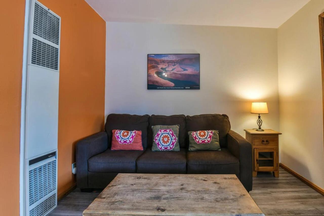 모아브 Cozy Adventure Pad Near Downtown - Rose Tree 2 빌라 외부 사진