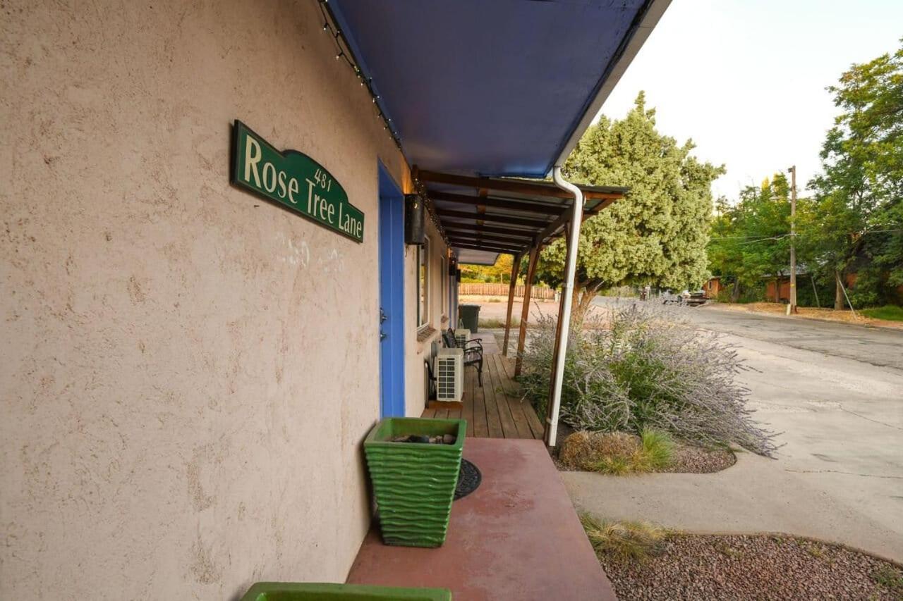 모아브 Cozy Adventure Pad Near Downtown - Rose Tree 2 빌라 외부 사진